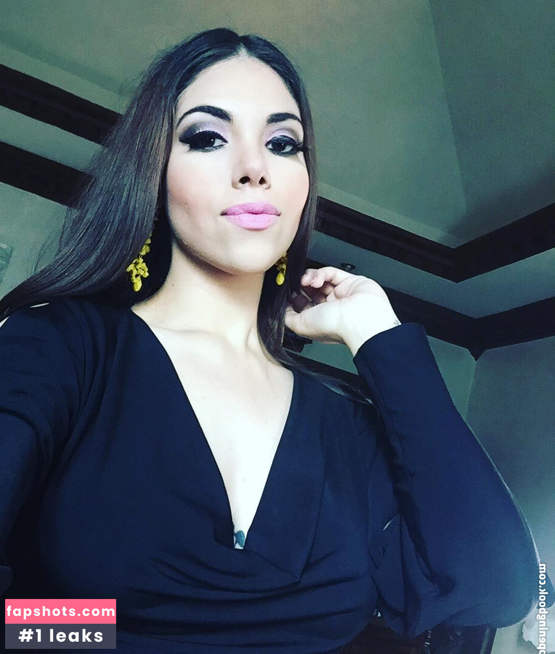 Claudia Guajardo Nude Leaks OnlyFans Photos #37 - LeakJerk