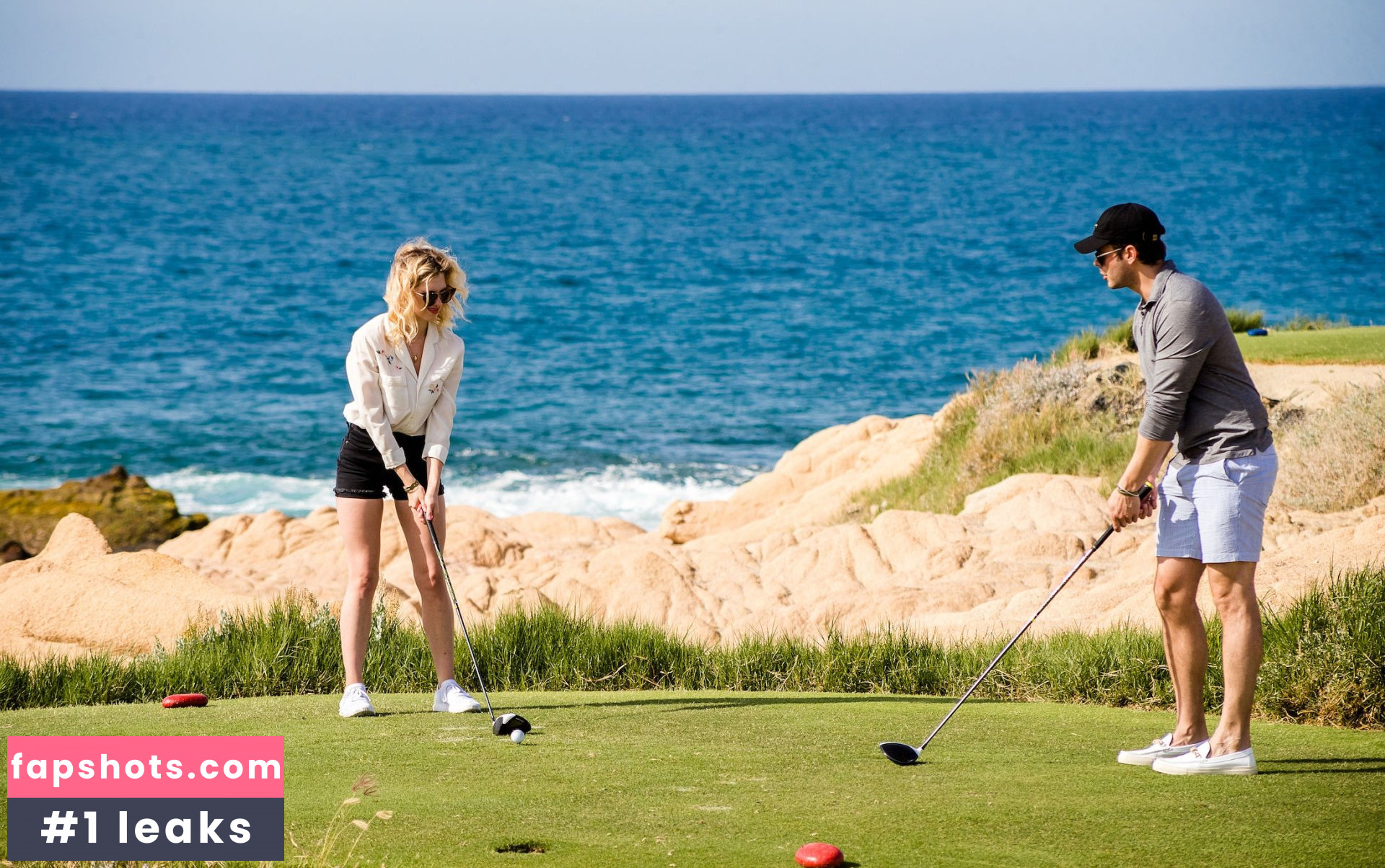 Claudia Lee gallery photo #13