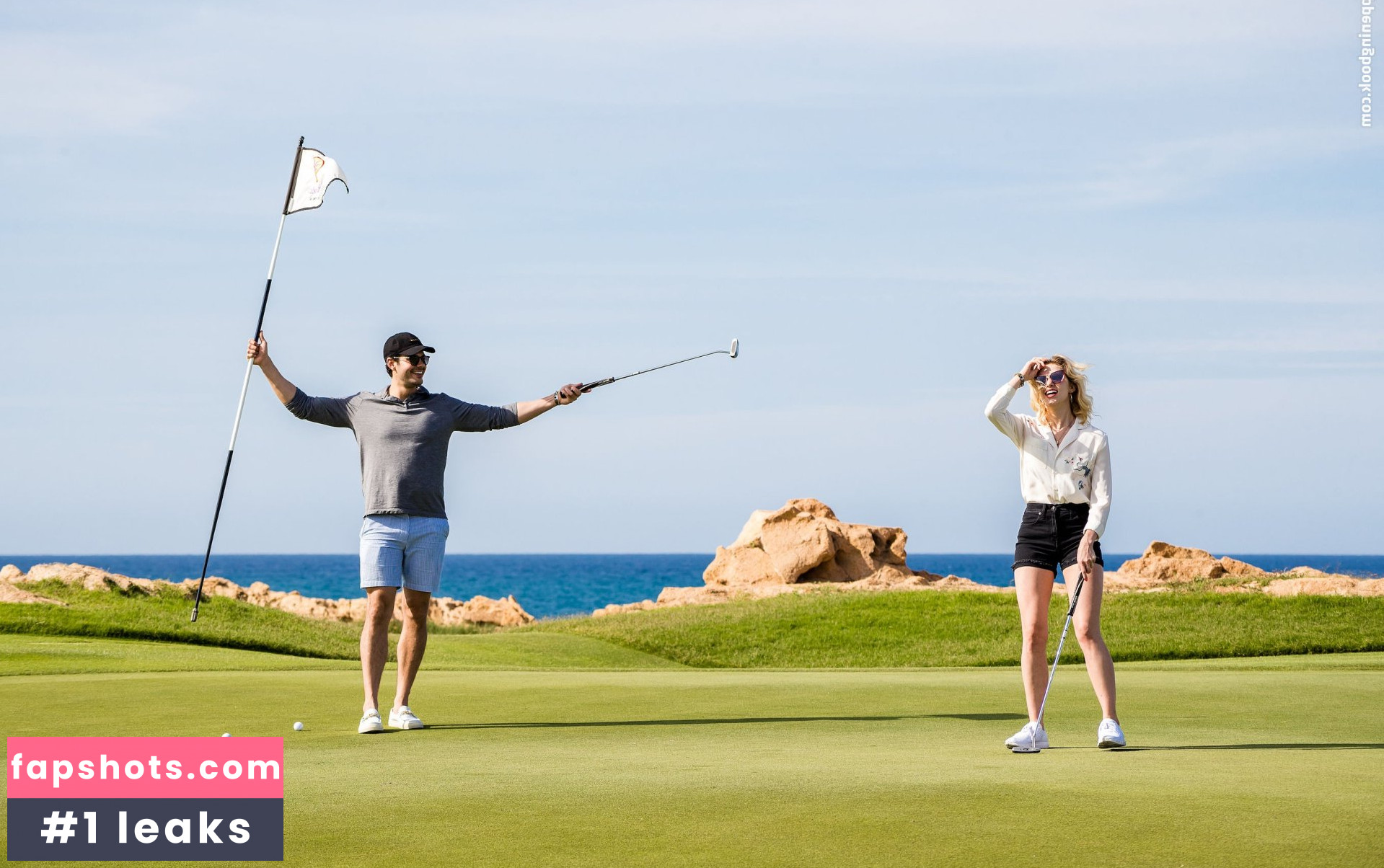 Claudia Lee gallery photo #16