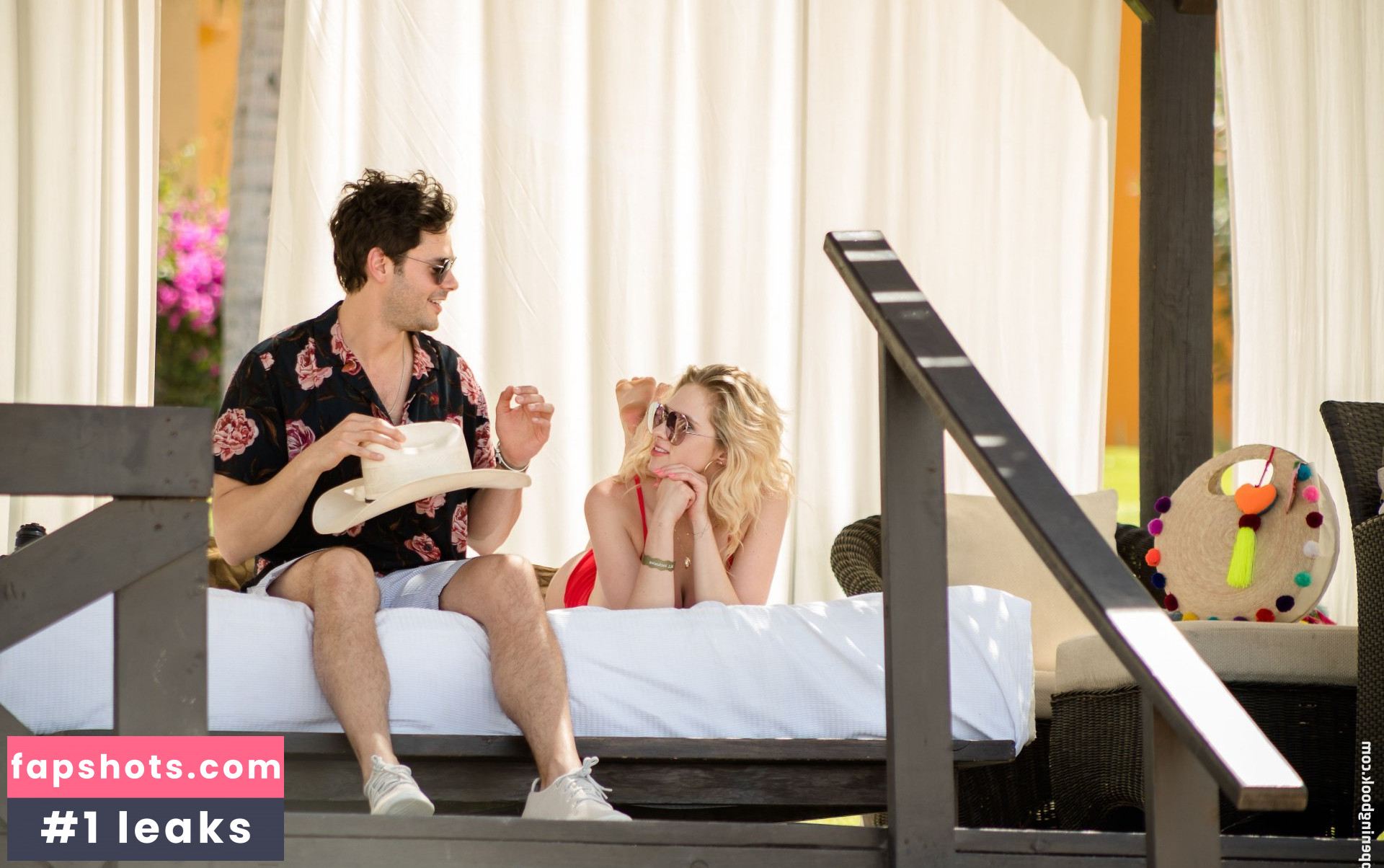 Claudia Lee gallery photo #33