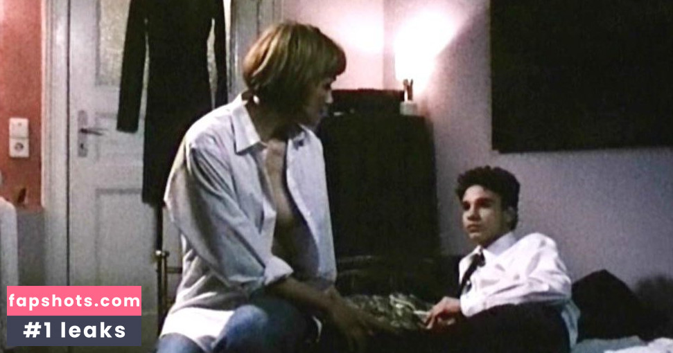 Claudia Mehnert gallery photo #5