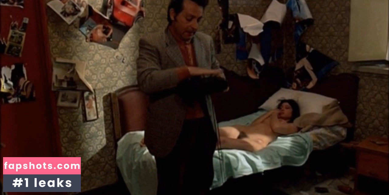 Claudia Muzii gallery photo #6