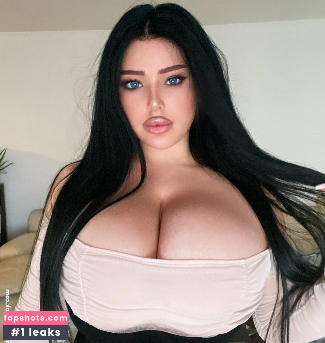 Claudia Rivier gallery photo #39