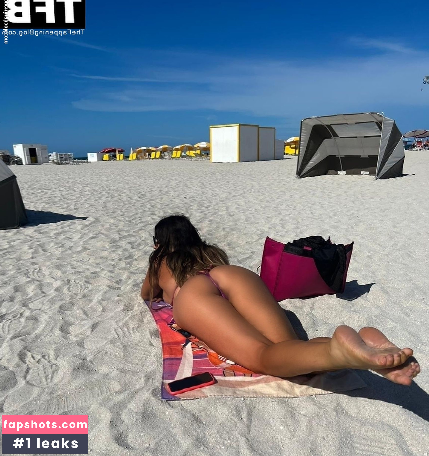 Claudia Romani gallery photo #274