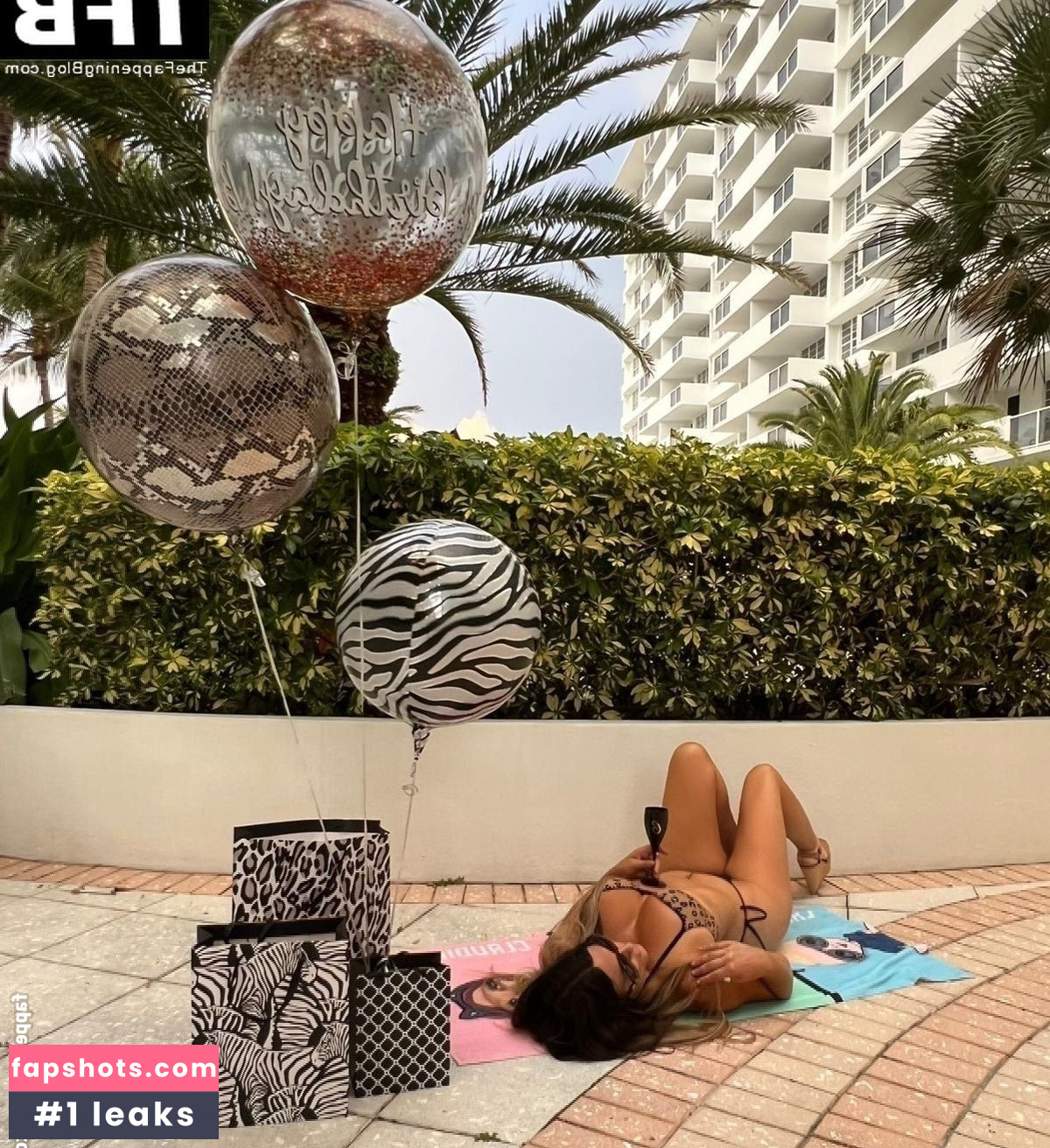 Claudia Romani gallery photo #297