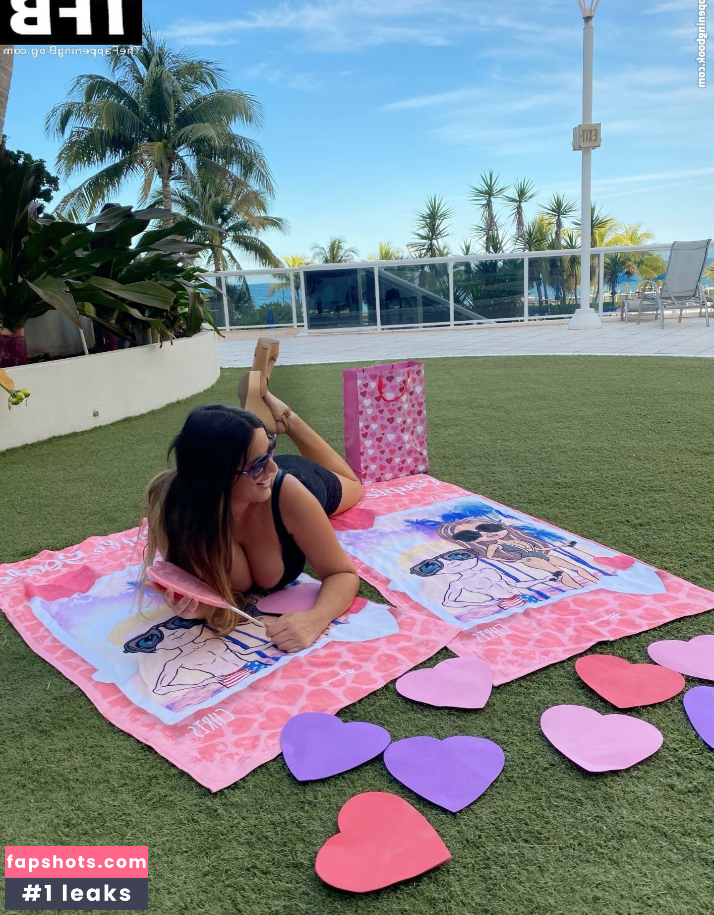 Claudia Romani gallery photo #307