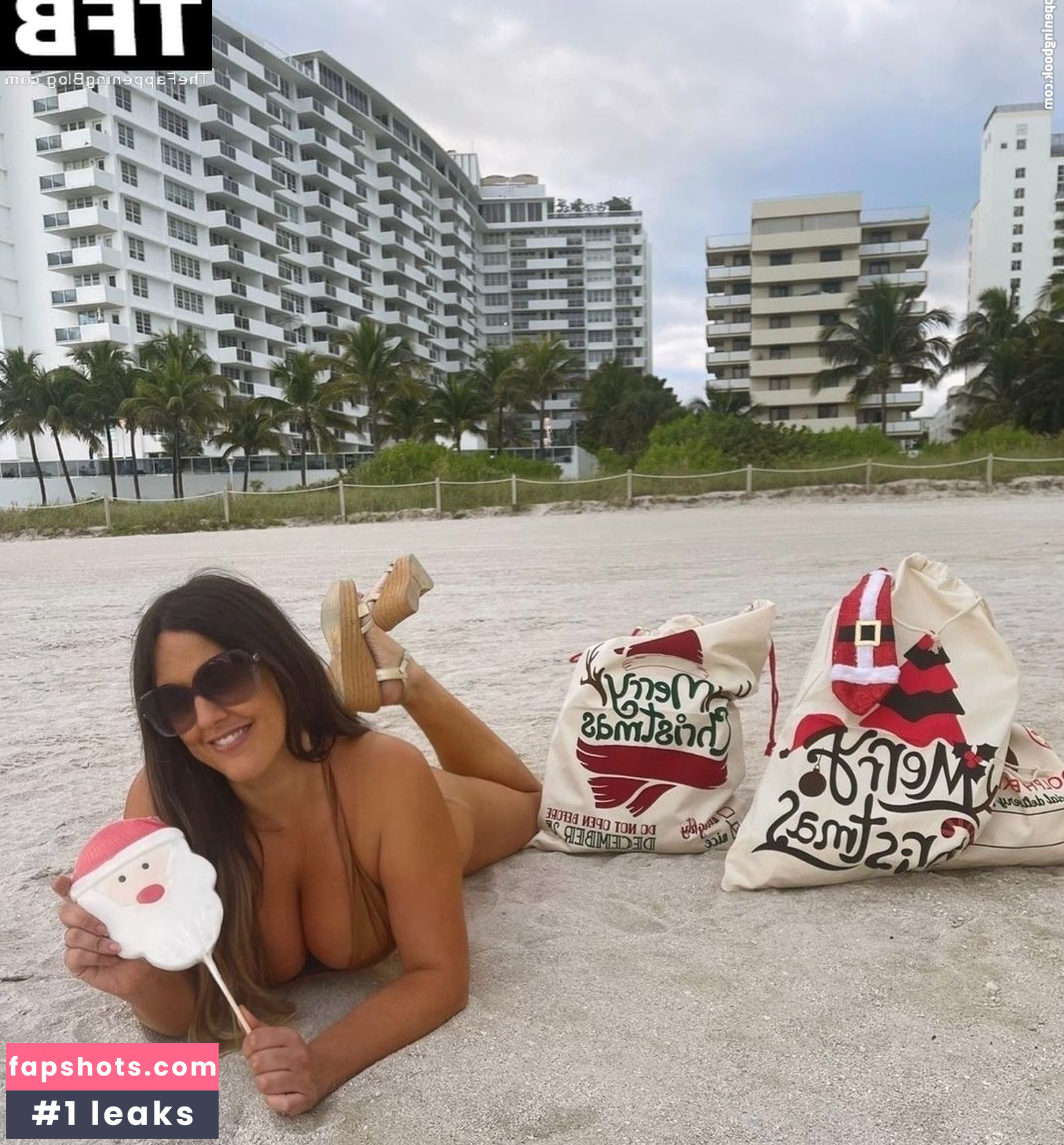 Claudia Romani gallery photo #320