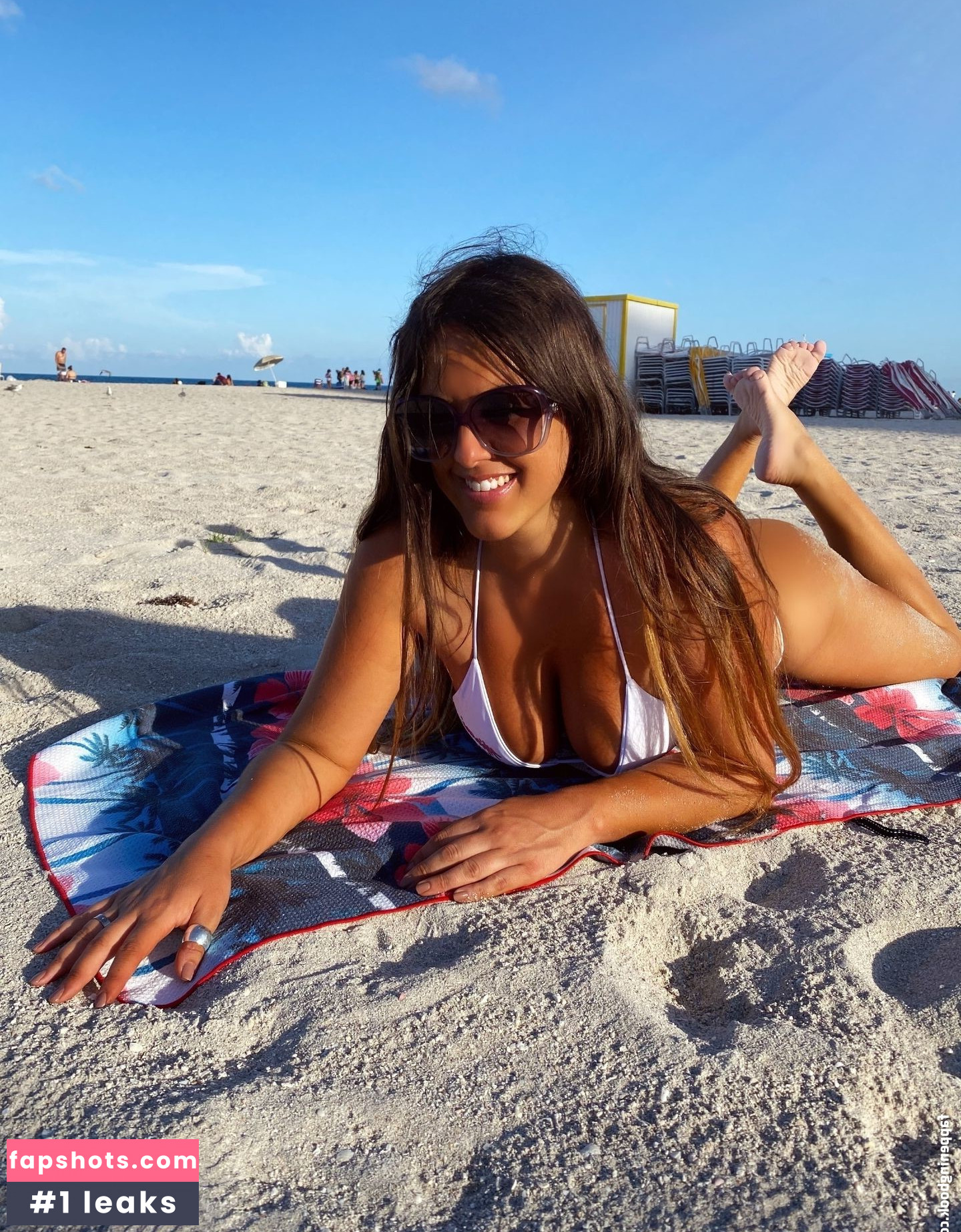 Claudia Romani gallery photo #444