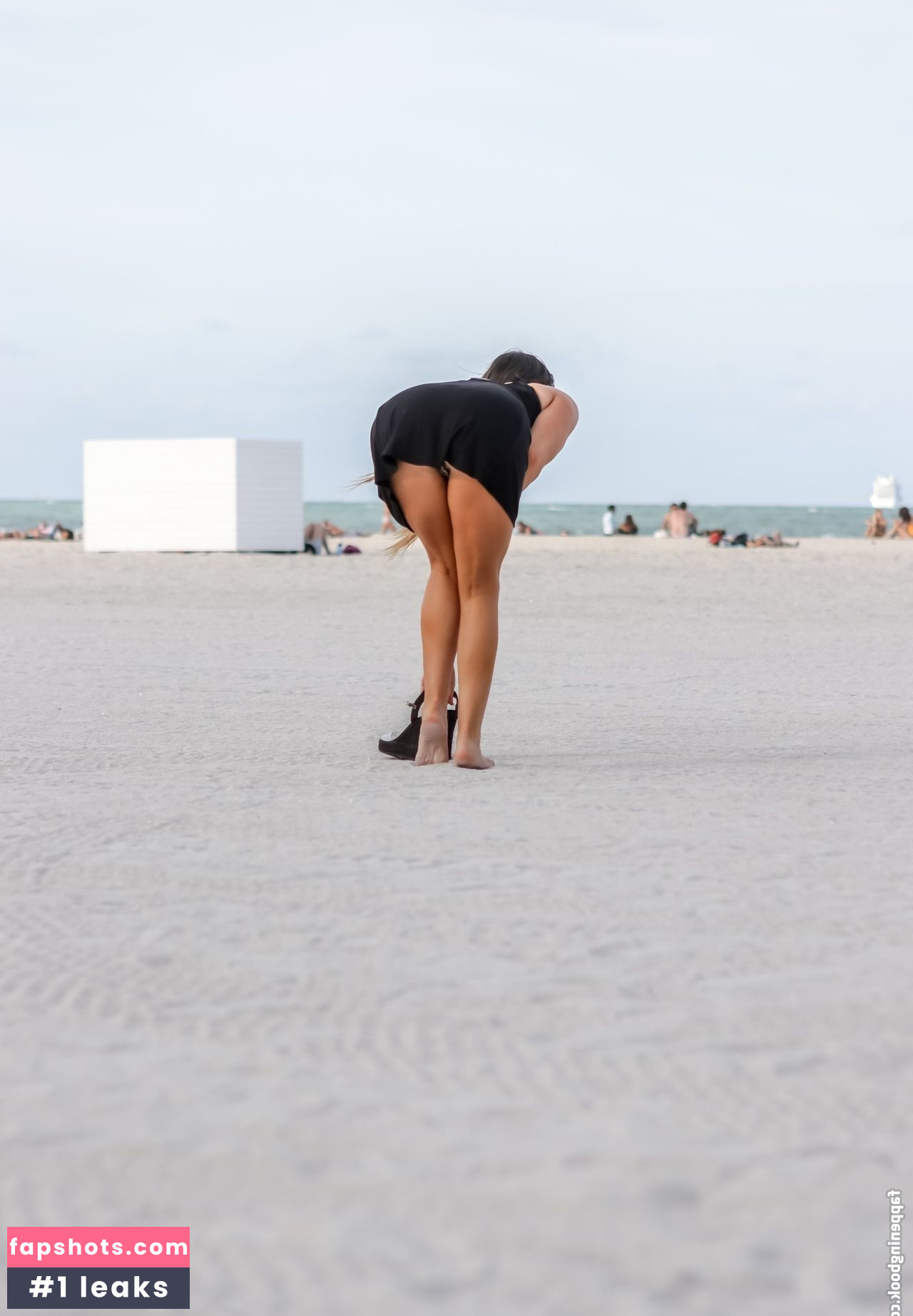 Claudia Romani gallery photo #598