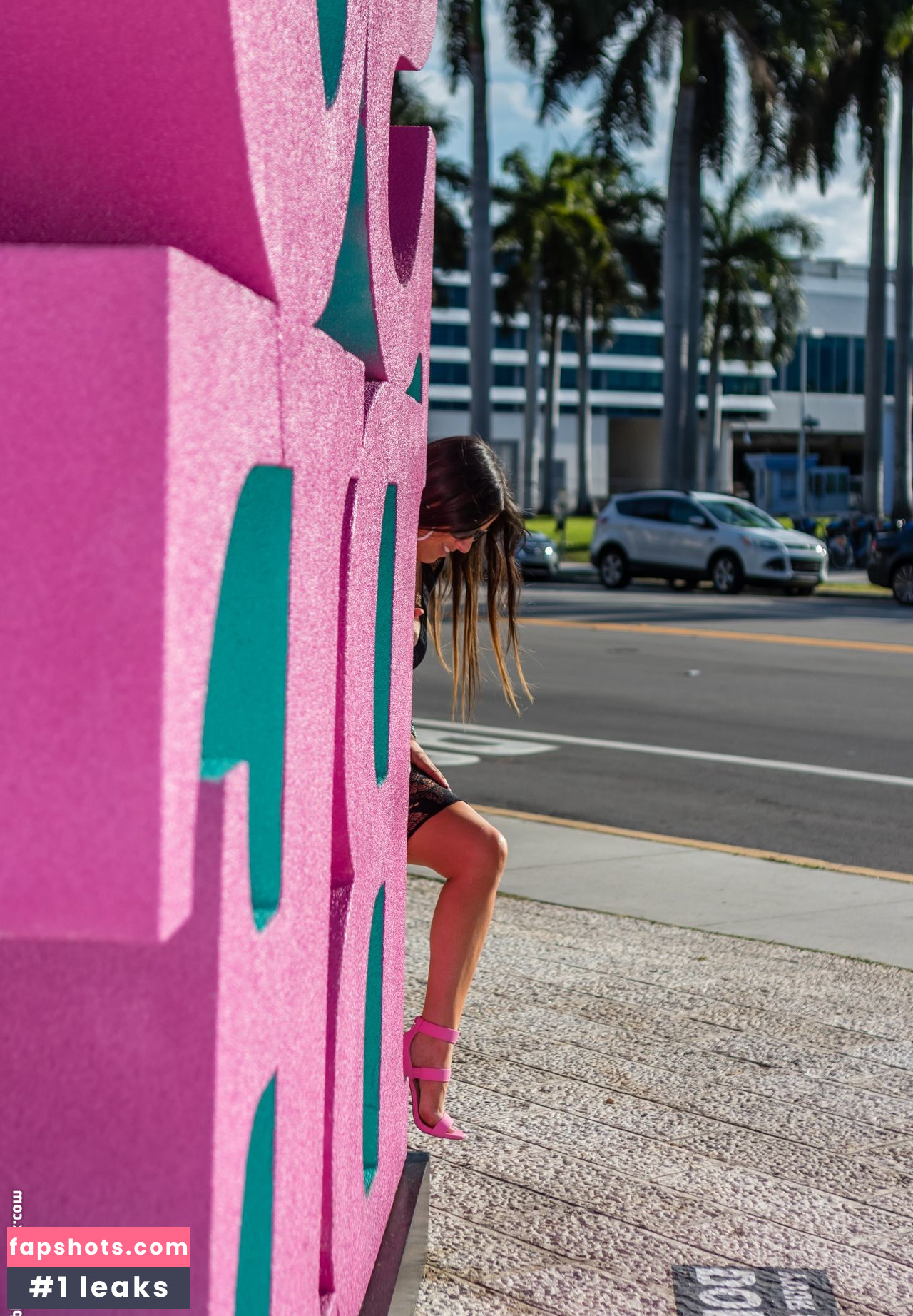 Claudia Romani gallery photo #608