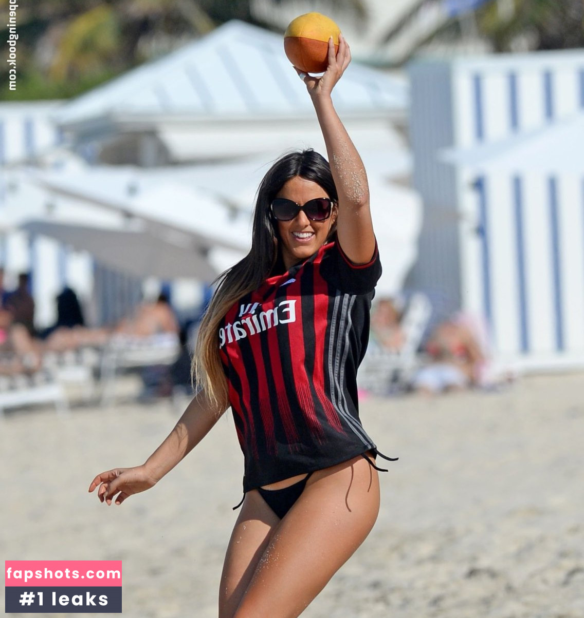 Claudia Romani gallery photo #671