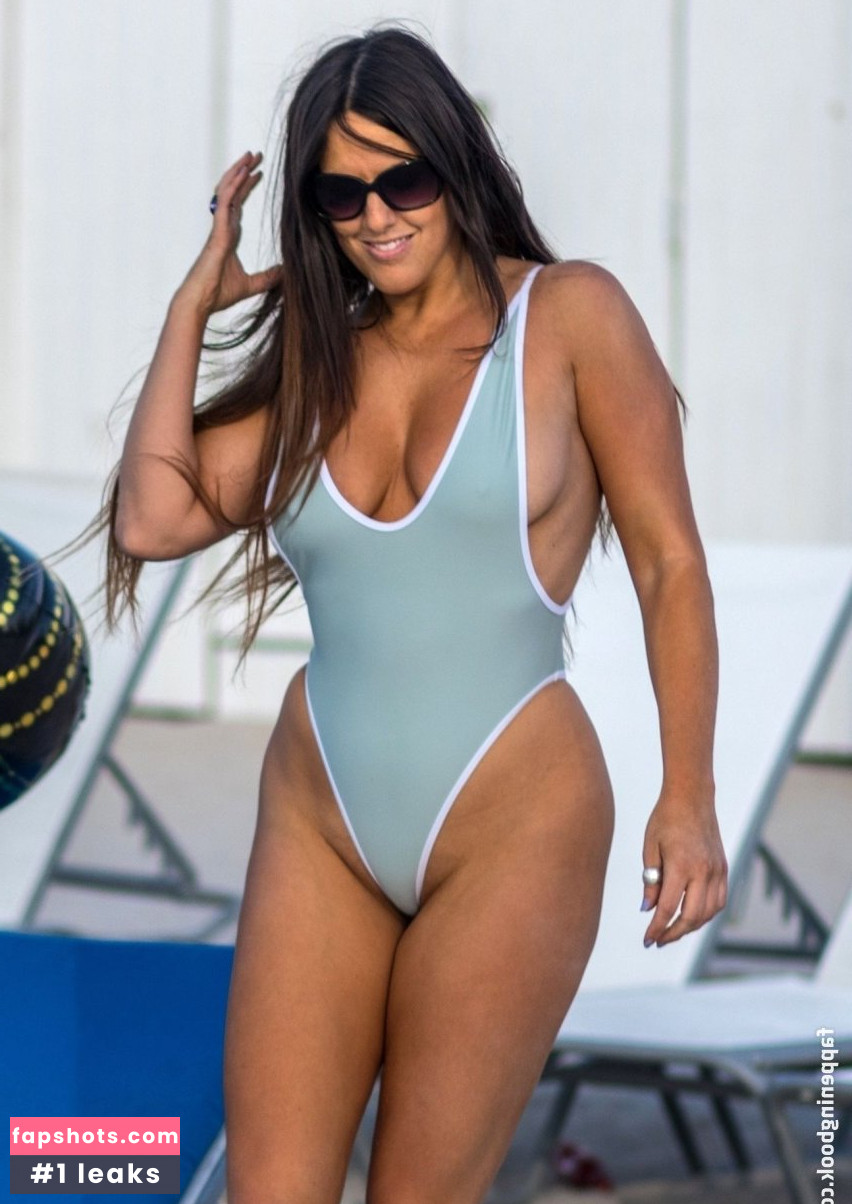 Claudia Romani gallery photo #802