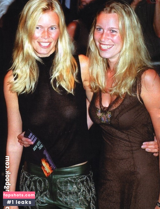 Claudia Schiffer gallery photo #3