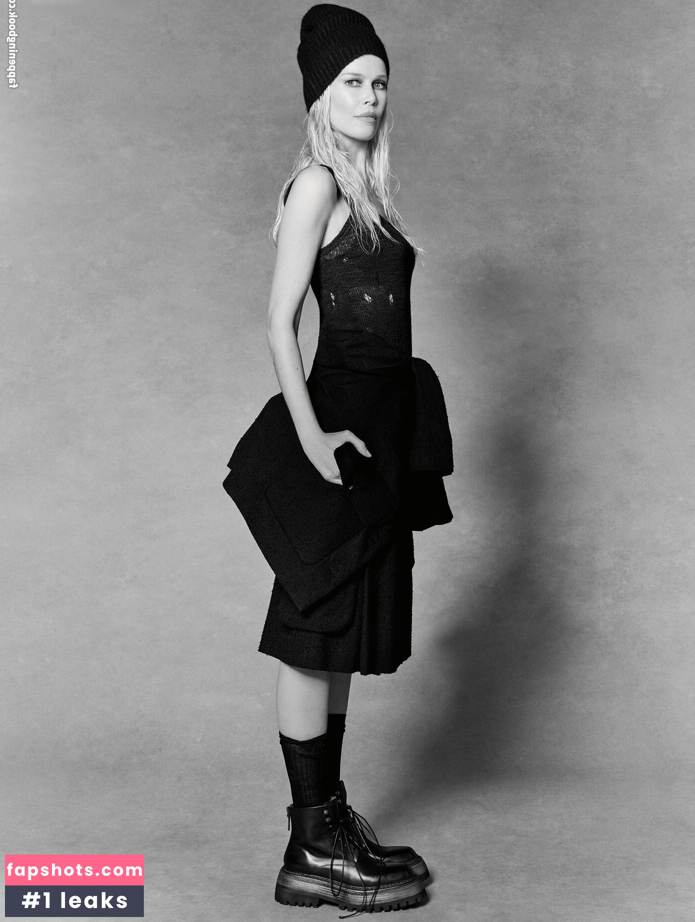 Claudia Schiffer gallery photo #24