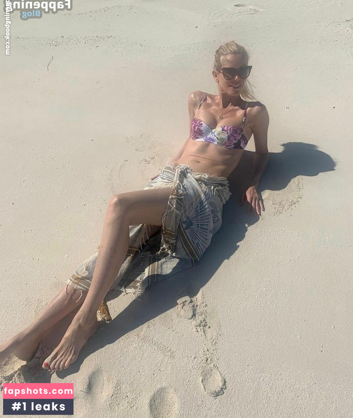 Claudia Schiffer gallery photo #48