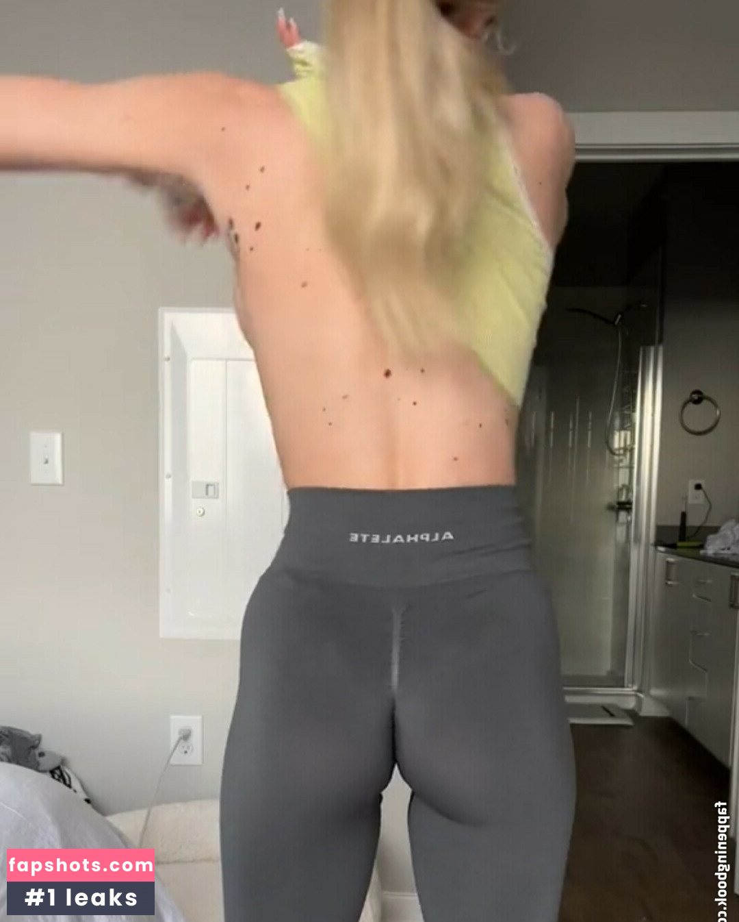 Claudia Walsh gallery photo #24