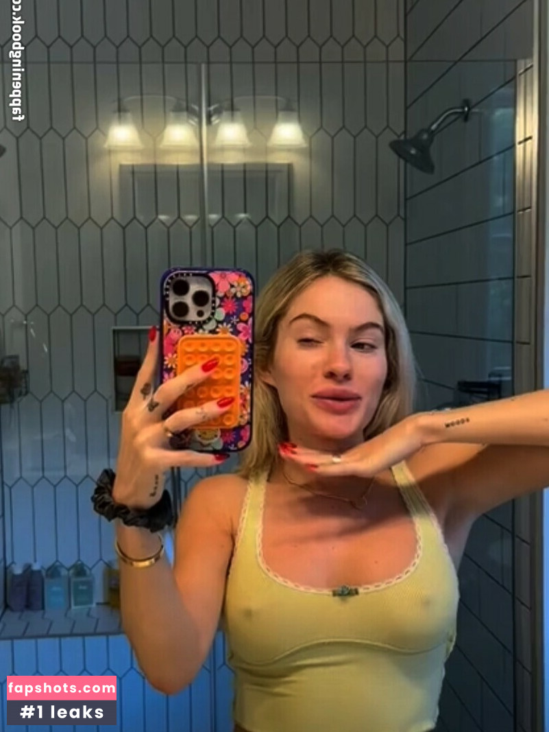 Claudia Walsh gallery photo #47