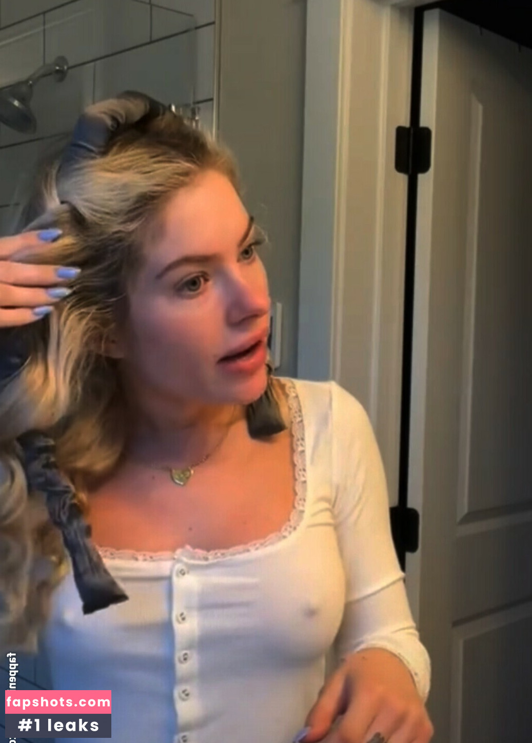 Claudia Walsh gallery photo #49