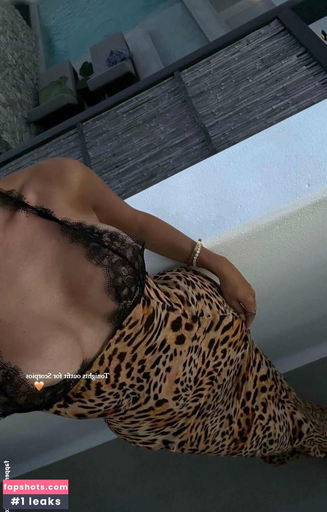 Claudiaisabella gallery photo #7