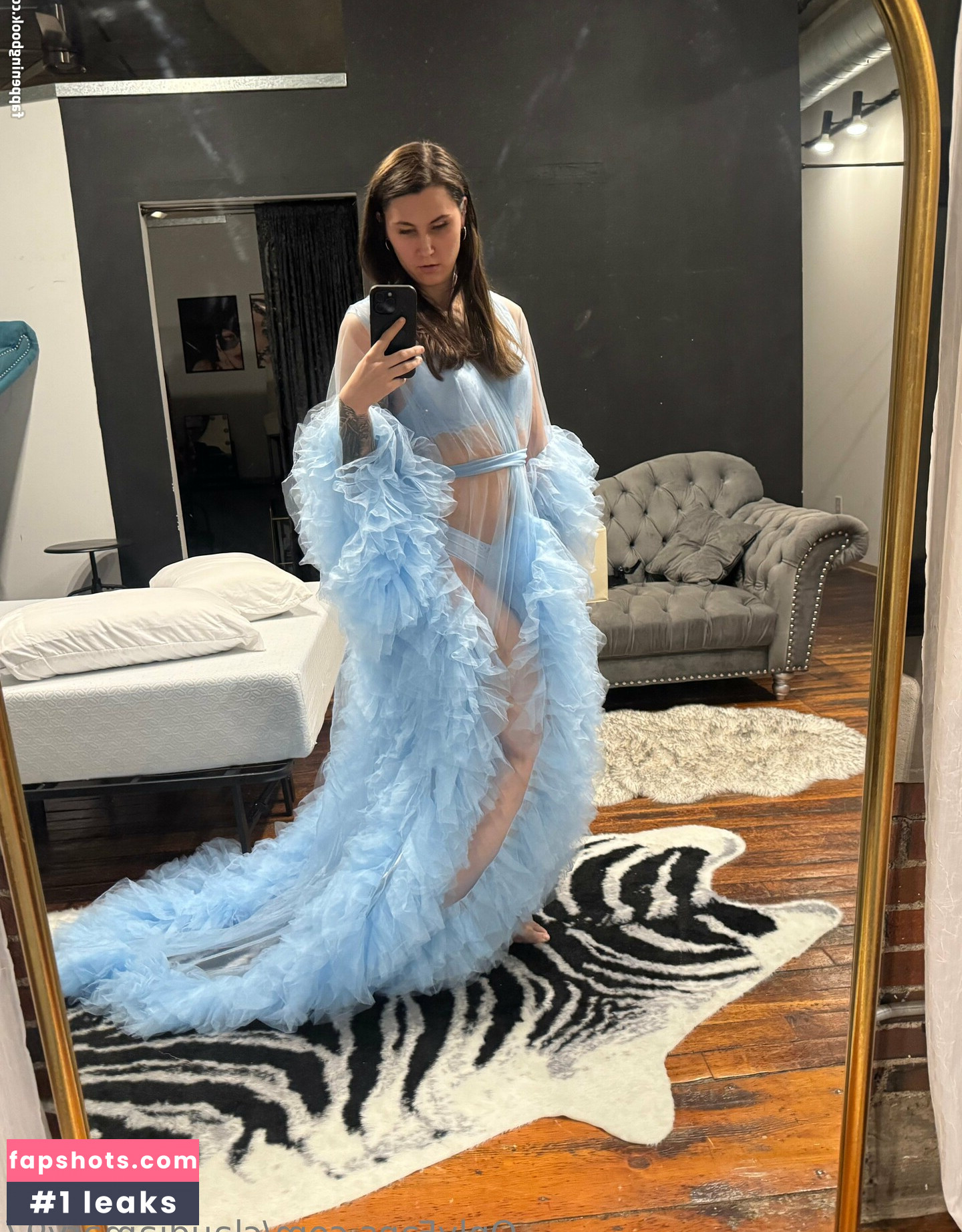 claudiamary97 gallery photo #16