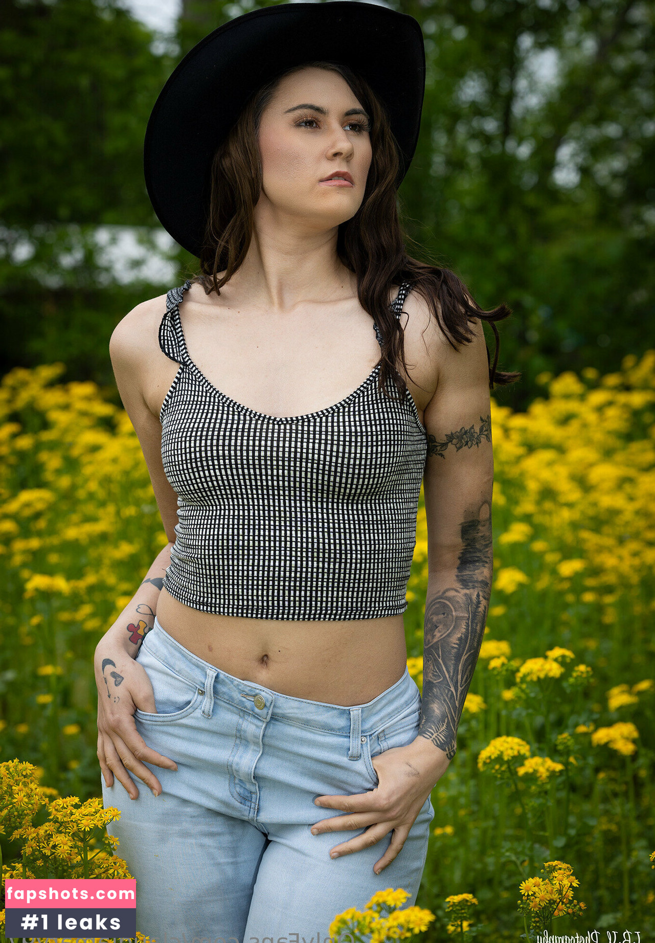 claudiamary97 gallery photo #26