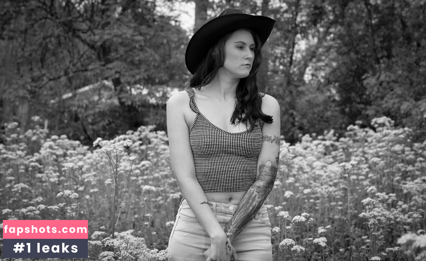 claudiamary97 gallery photo #10