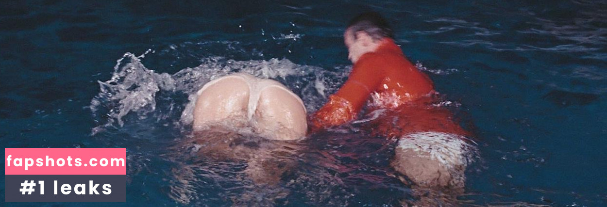 Claudine Auger gallery photo #3