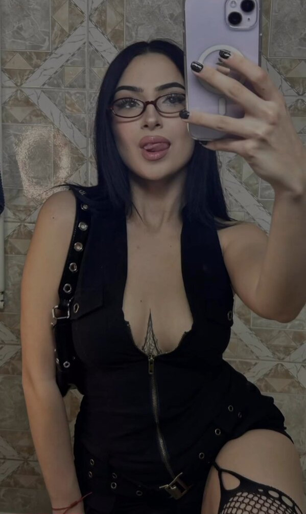 claudiroxa-1 Nude Leaks OnlyFans Photos #736 - LeakJerk