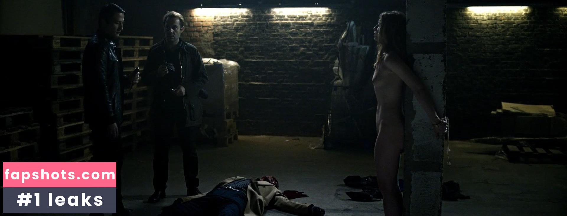 Clemence Bretecher gallery photo #5