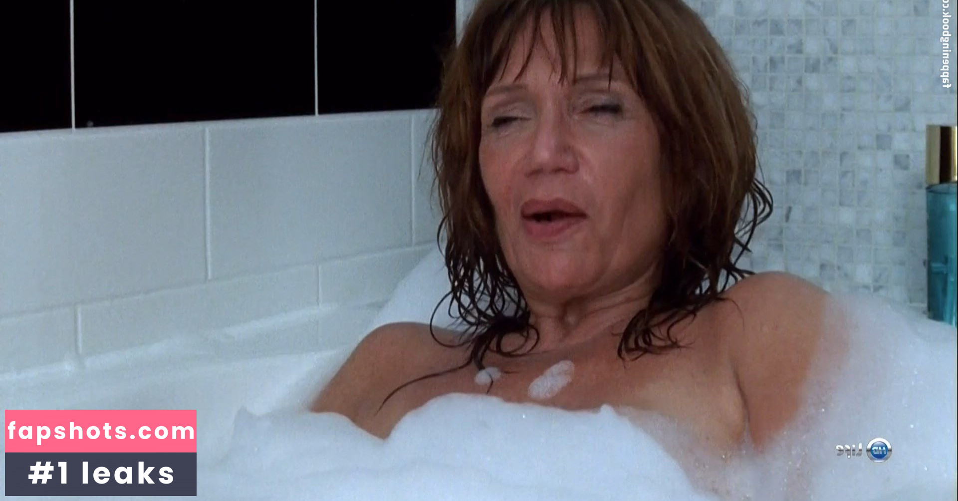 Clémentine Célarié gallery photo #2