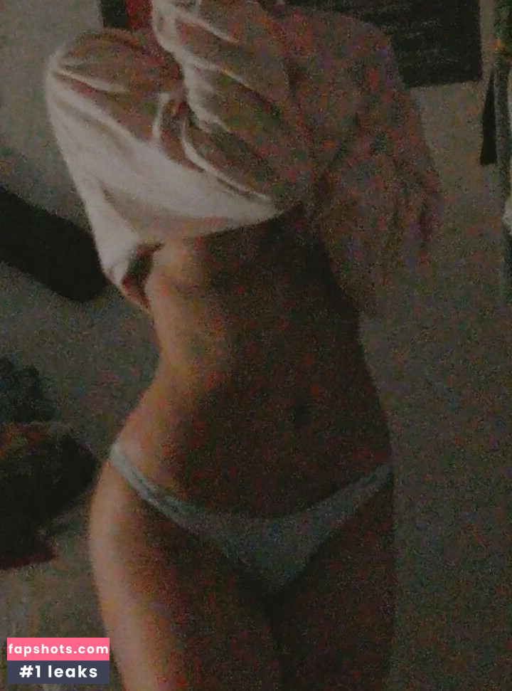 Clementine gallery photo #22