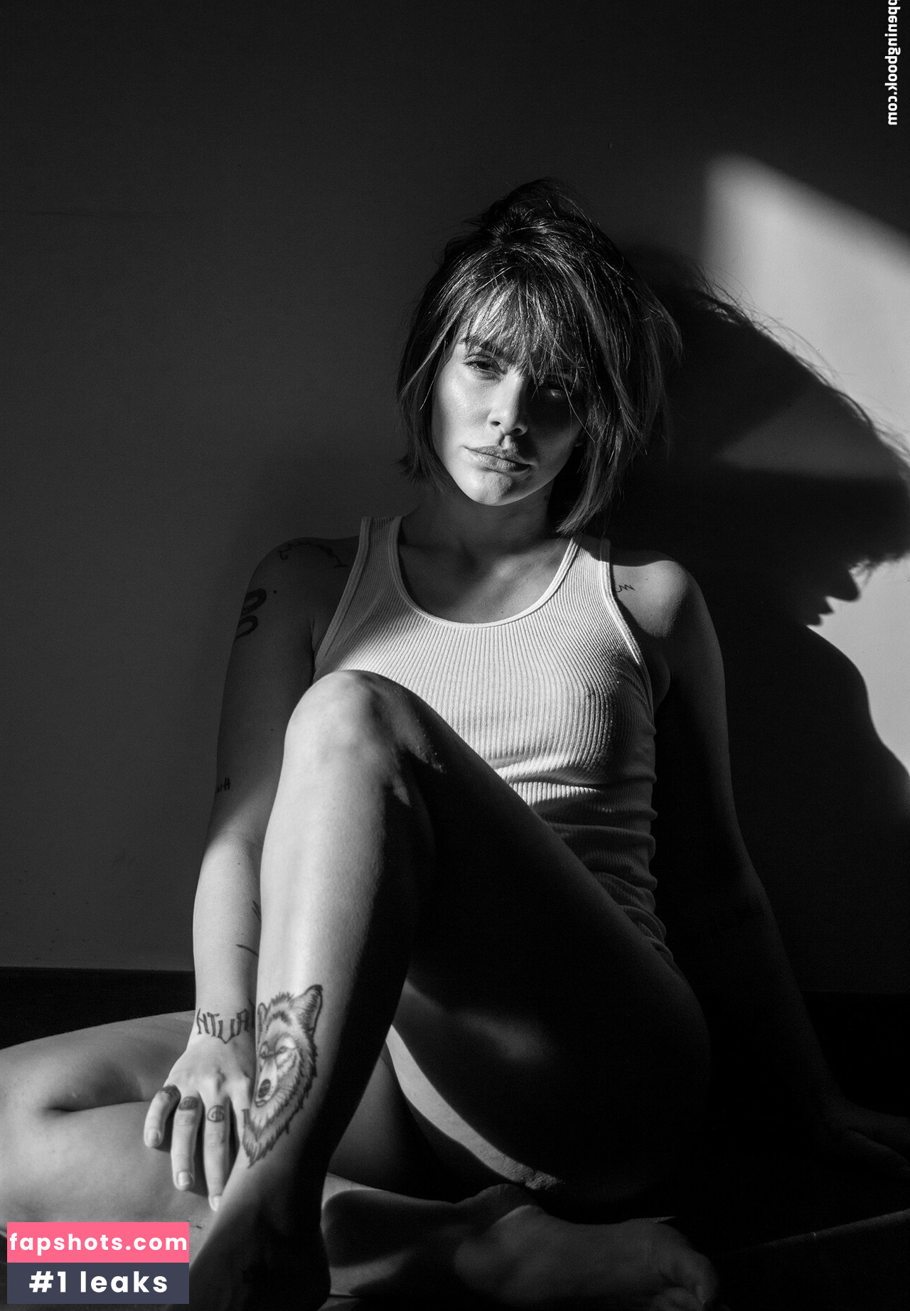 Cleo Pires gallery photo #2