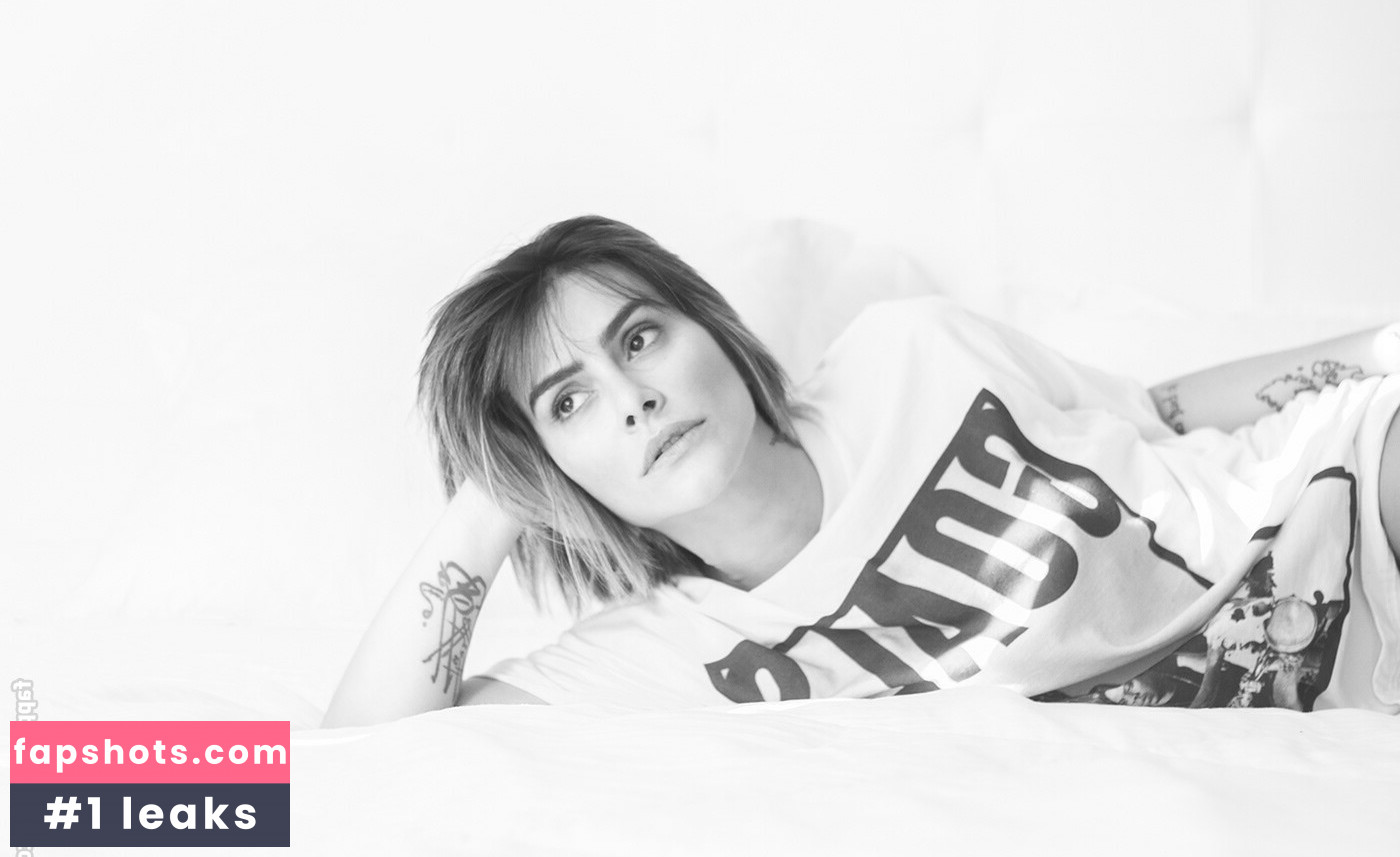 Cleo Pires gallery photo #14