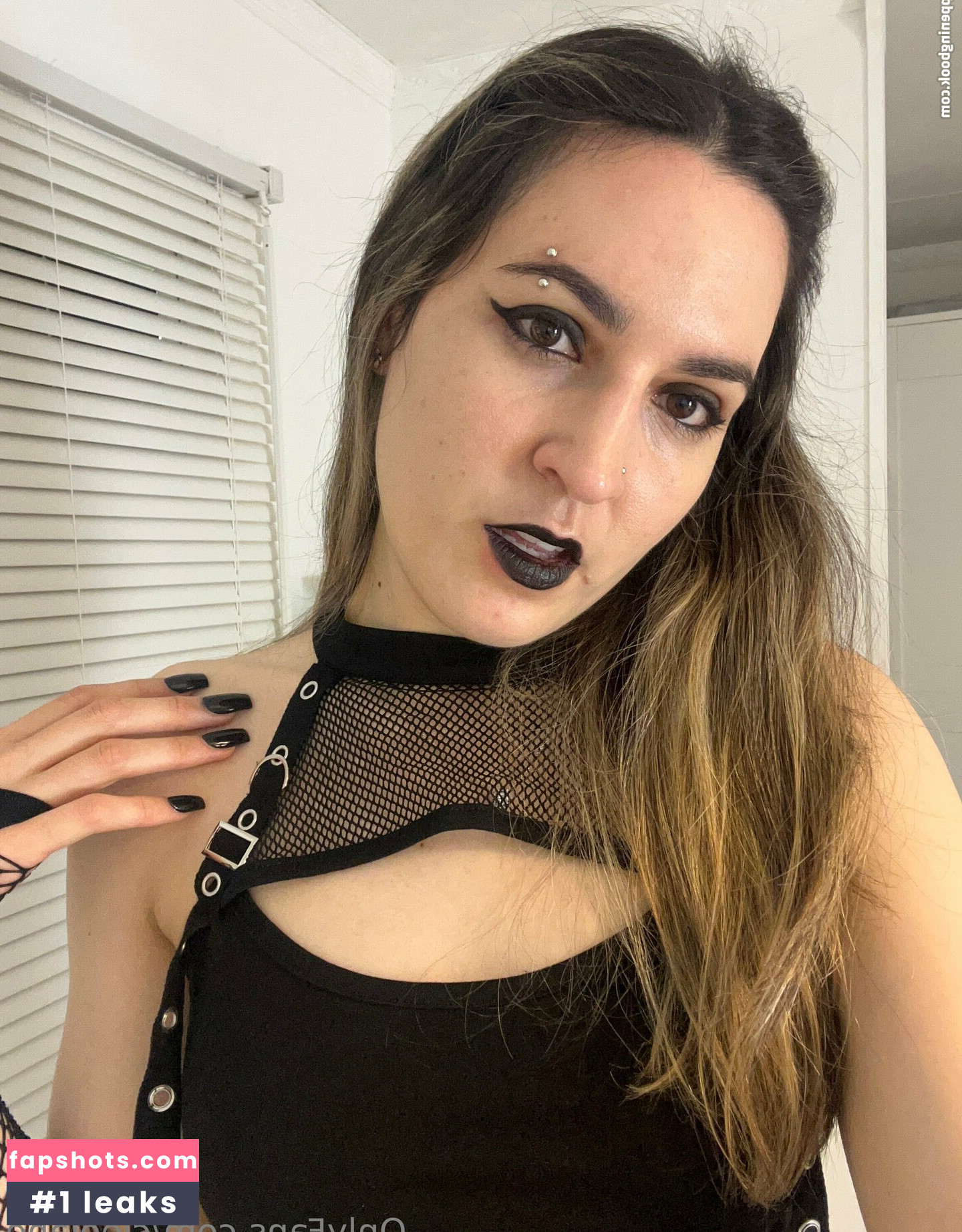 cleolane gallery photo #5