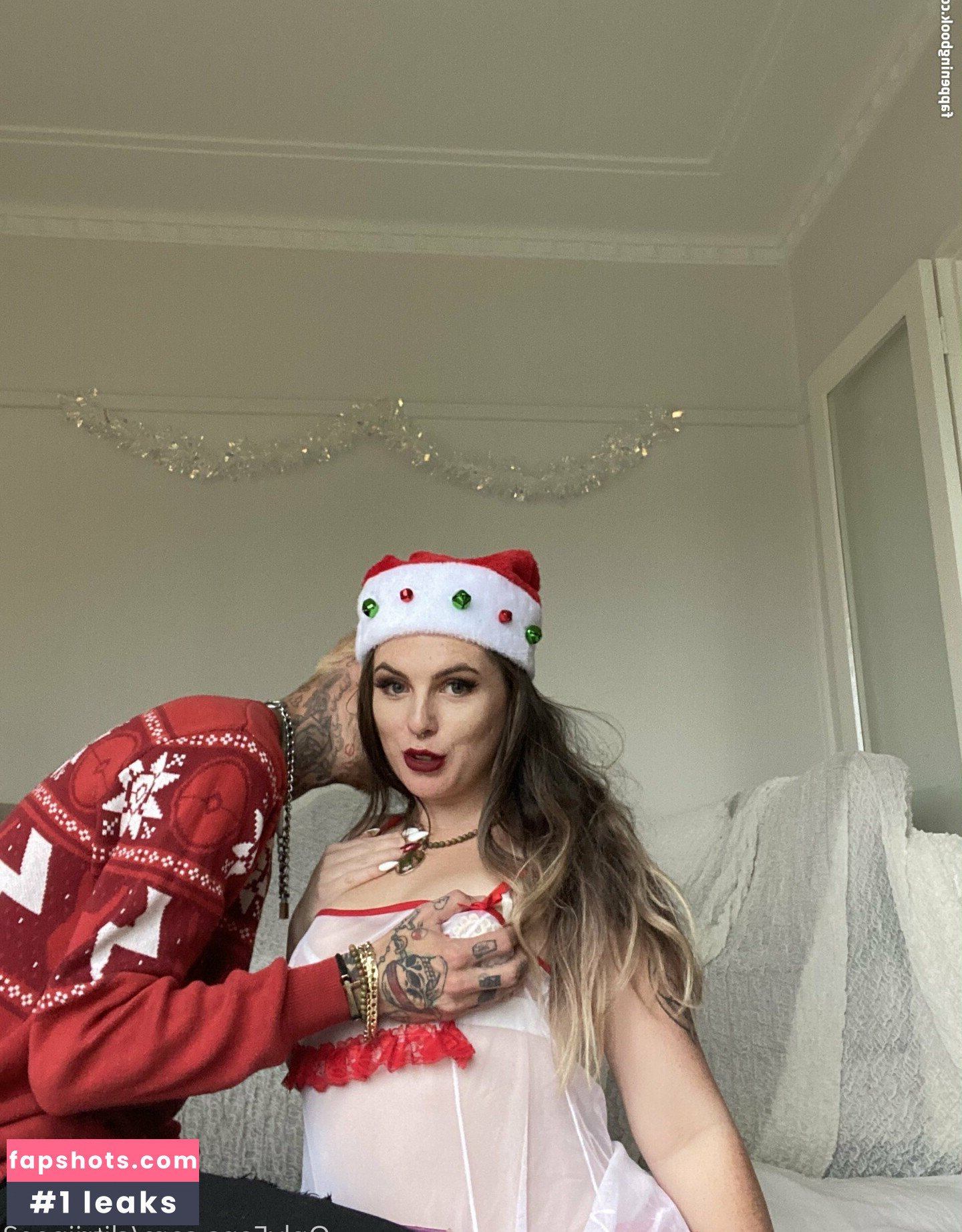 clitriinee2 gallery photo #47