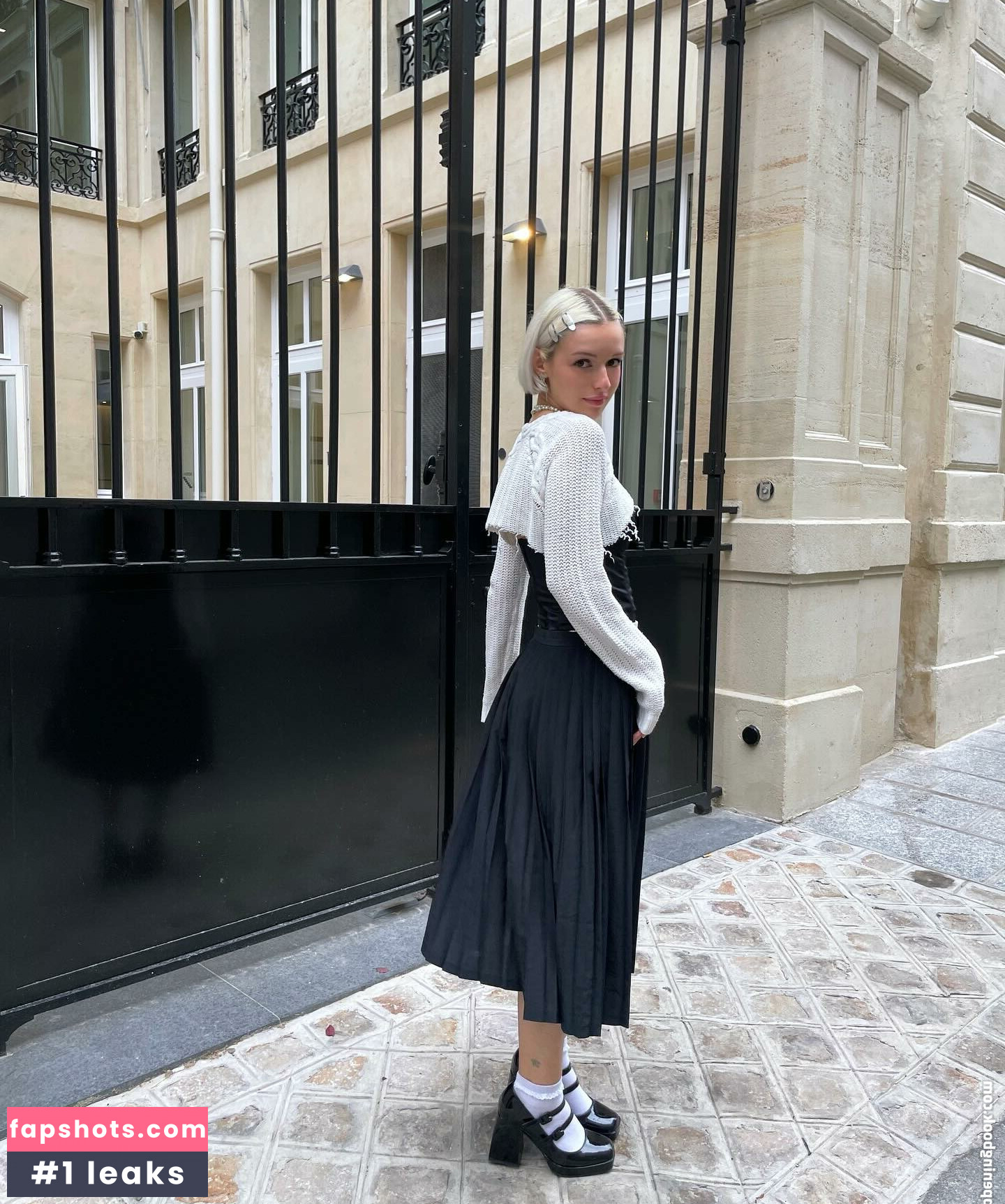 Clotilde Gauneau Nude Leaks OnlyFans Photos #14 - LeakJerk