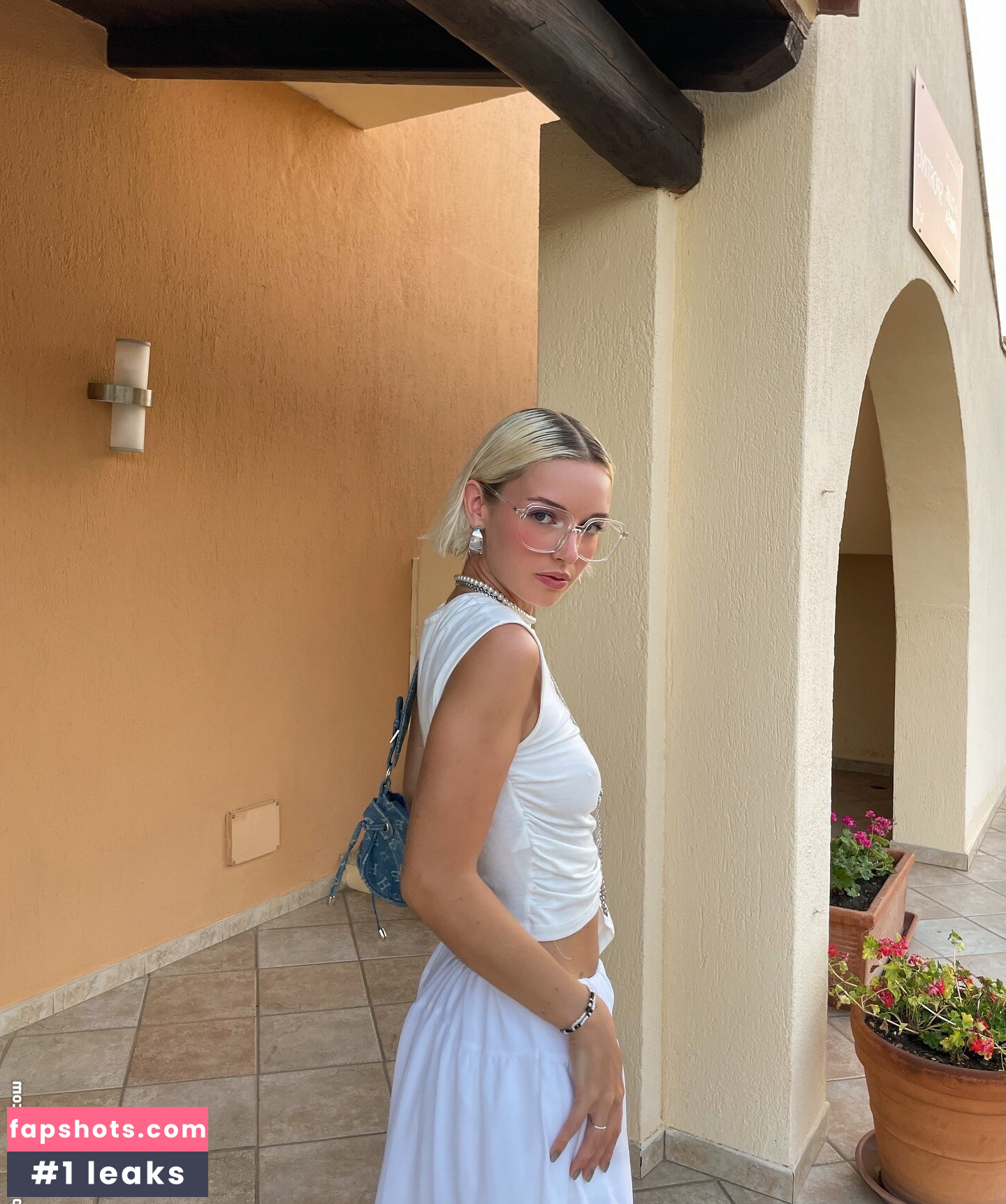 Clotilde Gauneau Nude Leaks OnlyFans Photos #16 - LeakJerk