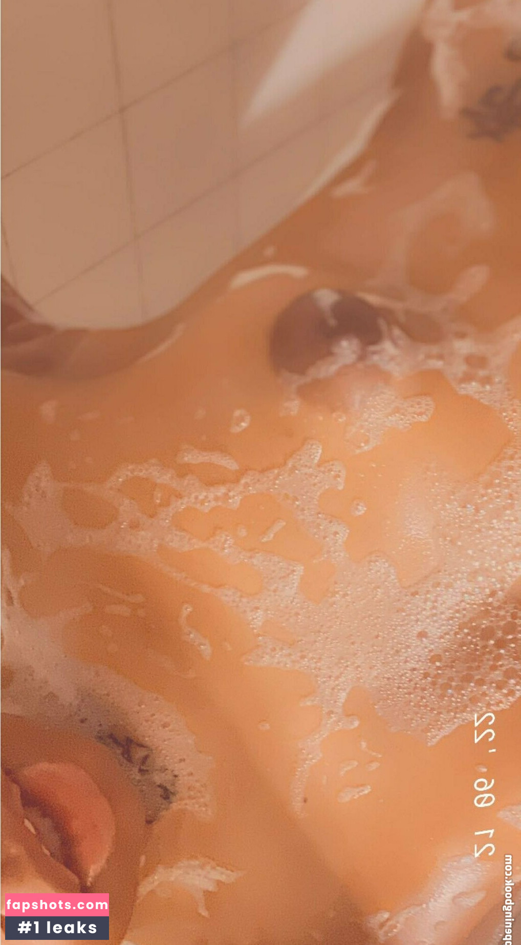 Cloudy Vi gallery photo #5