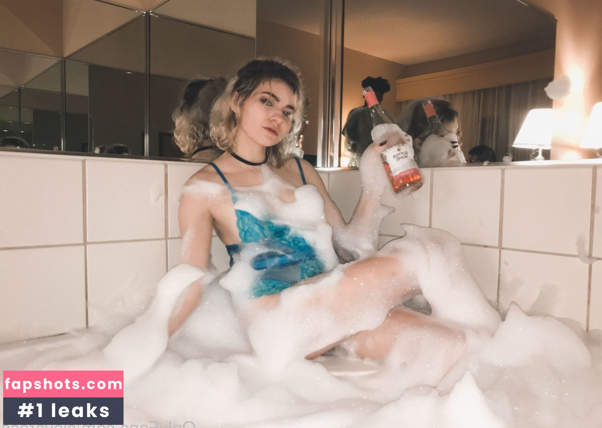 Cloveress gallery photo #55