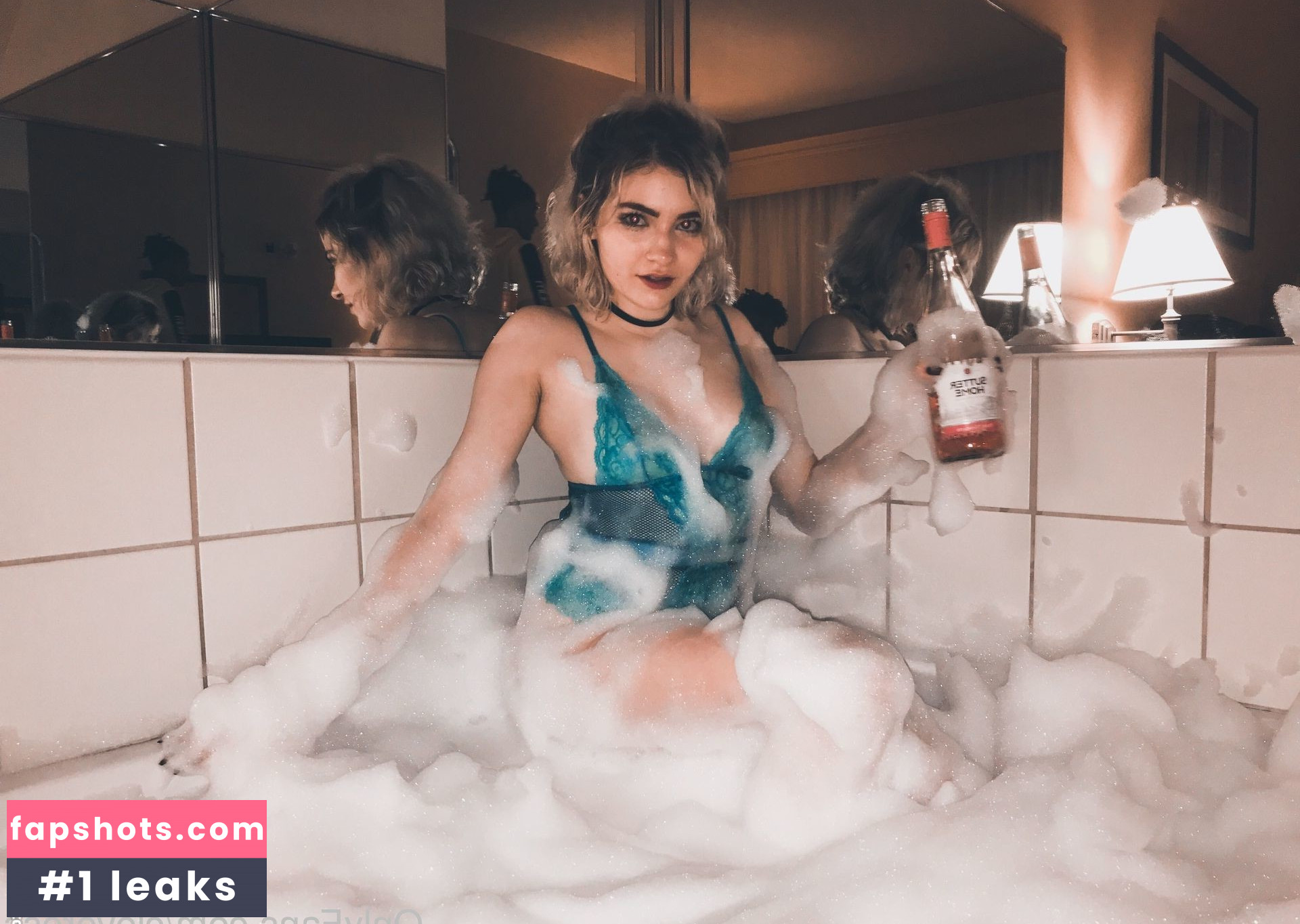 Cloveress gallery photo #58