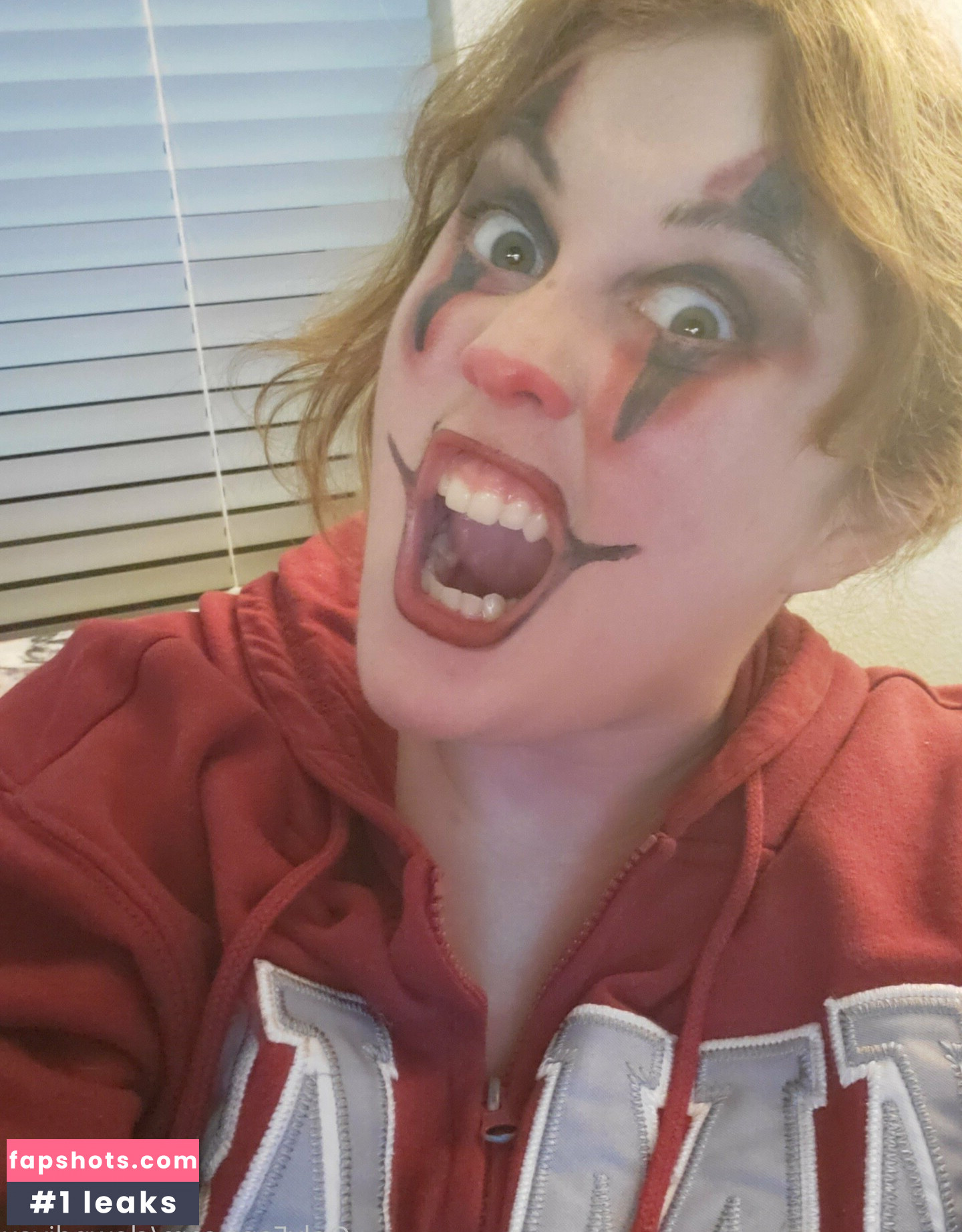 clowndivax gallery photo #14