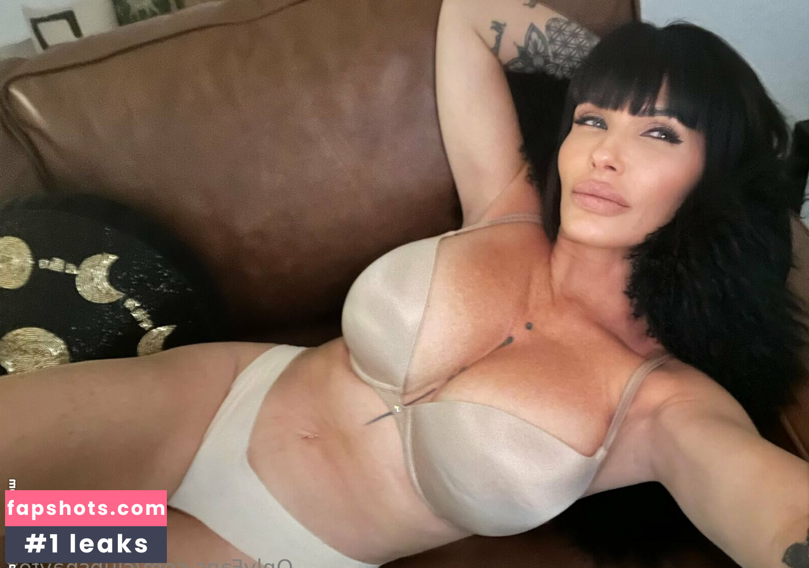 clubshayfox gallery photo #7