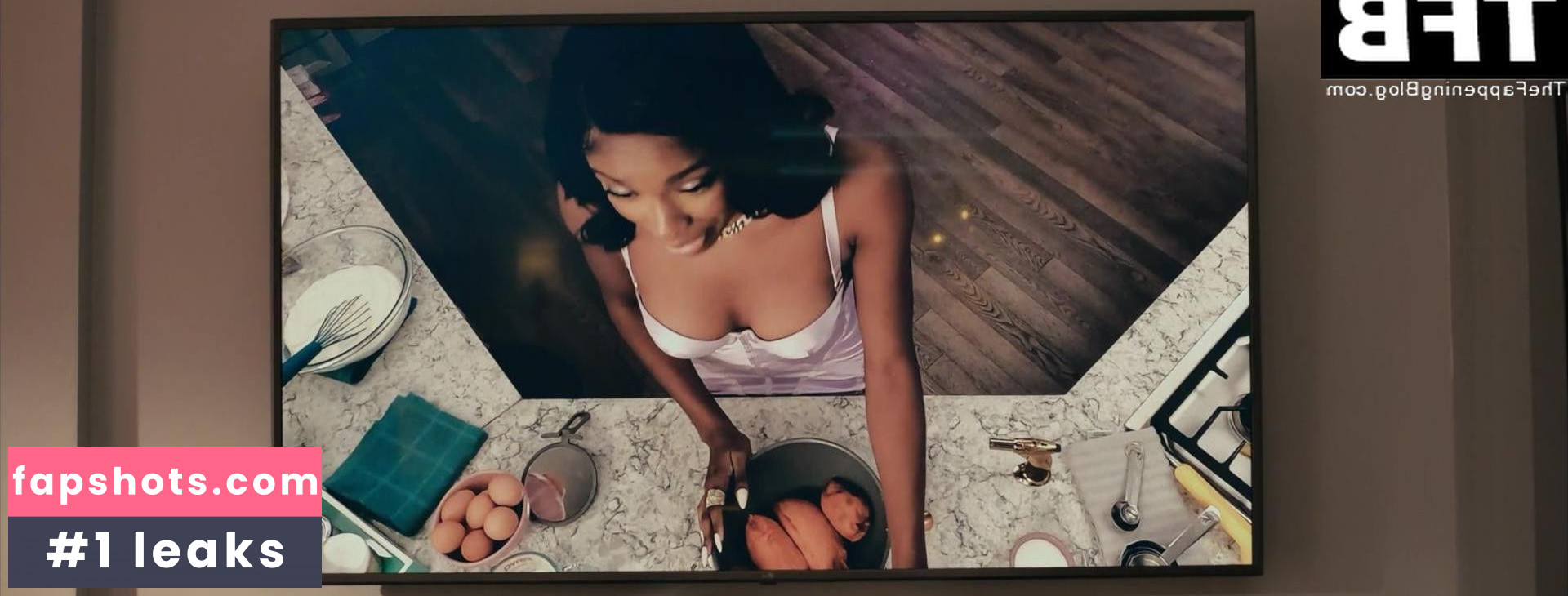 Coco Jones gallery photo #2