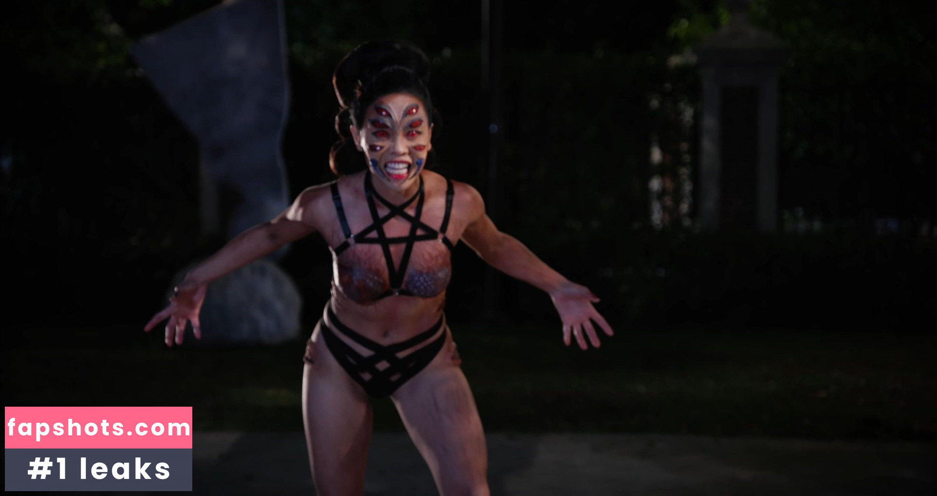 Coel Mahal nude babe gallery