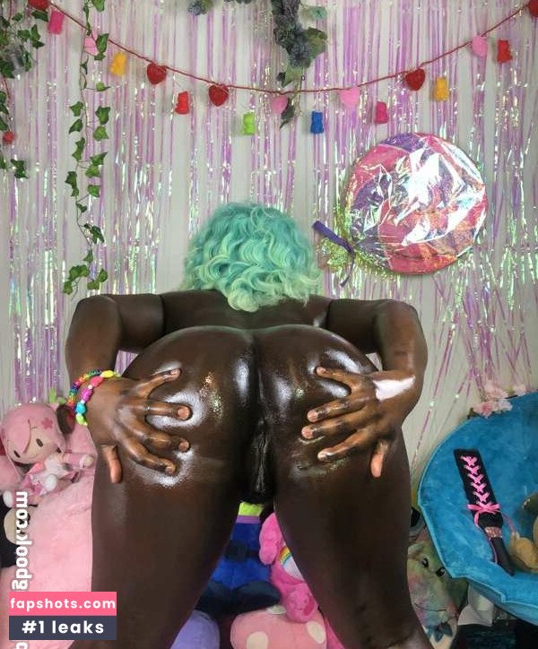 Cola Nash gallery photo #2