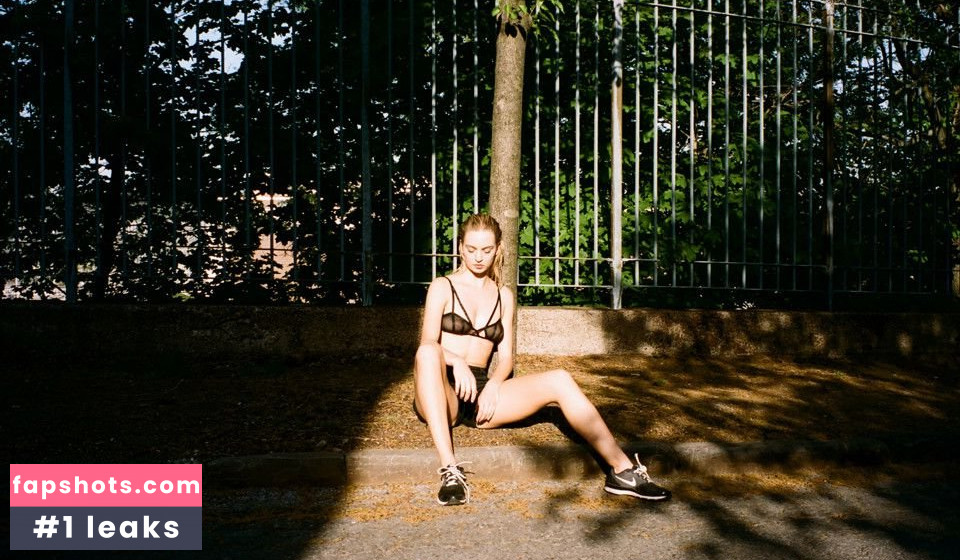 Colette Laporta gallery photo #3