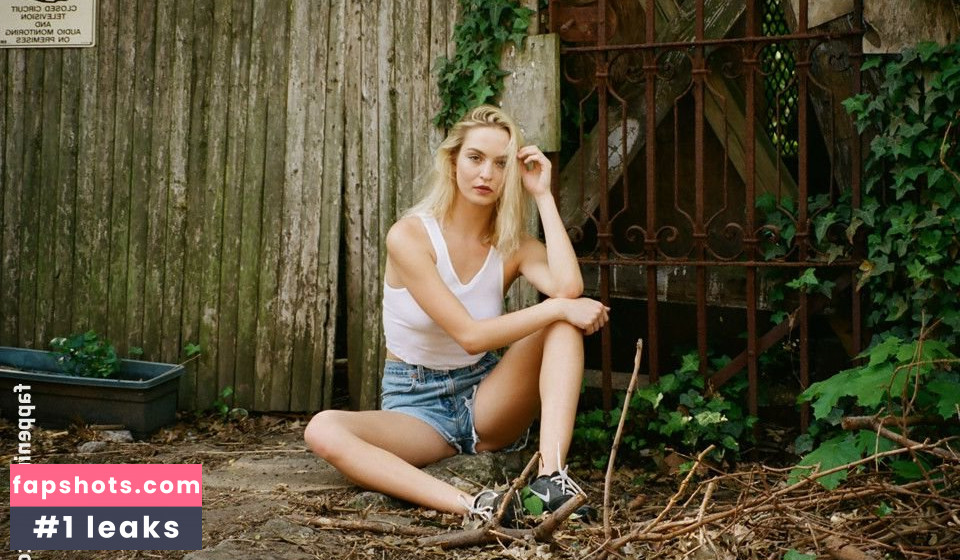 Colette Laporta gallery photo #8