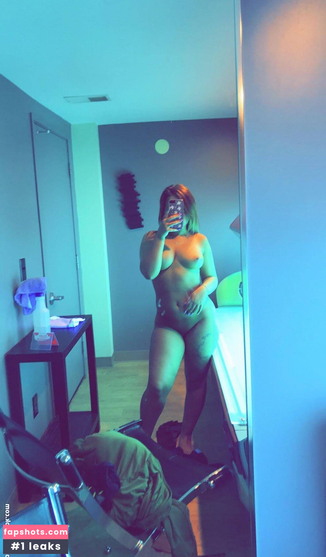 Colette Mae gallery photo #8