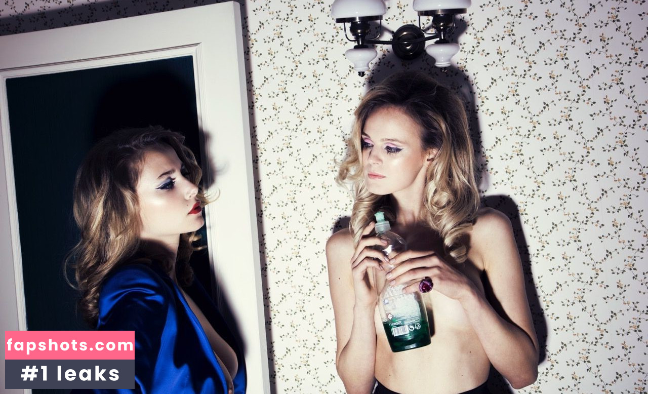 Coline Aulagnier Nude Leaks OnlyFans Photos #17 - LeakJerk