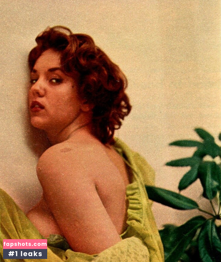 Colleen Farrington gallery photo #11